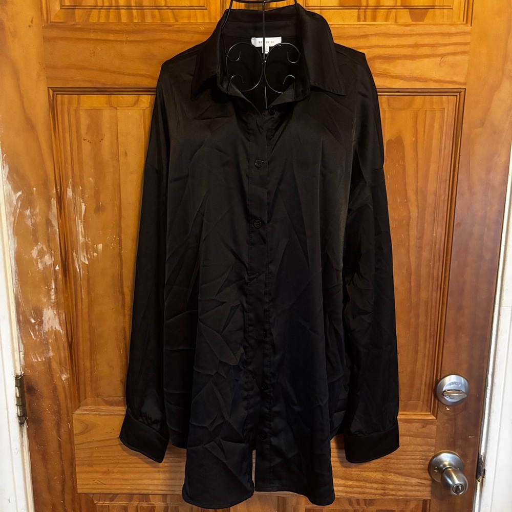 Better Be Sleek Black Shirt